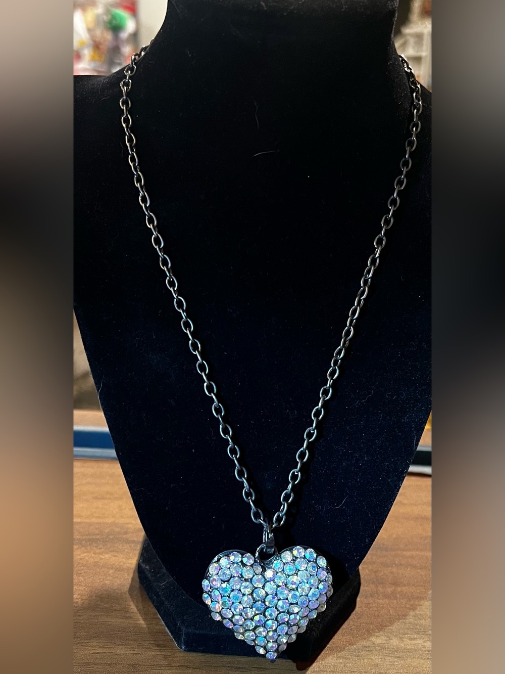 Iridescent Rhinestone Heart Pendant Statement Necklace Silver Tone 18 inches - Picture 3 of 11